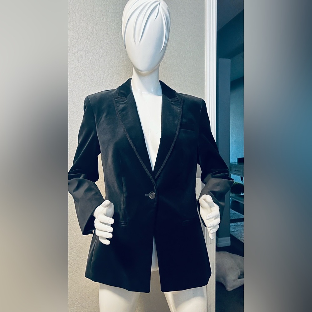 J.Crew Alexandra Blazer in Black Velvet. Size 8